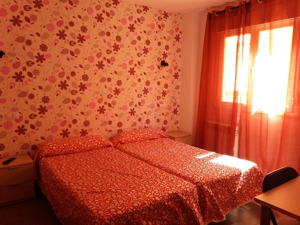 Hostal La Catedral ซานโตโดมิงโก เดลา กัลซาดา ภายนอก รูปภาพ